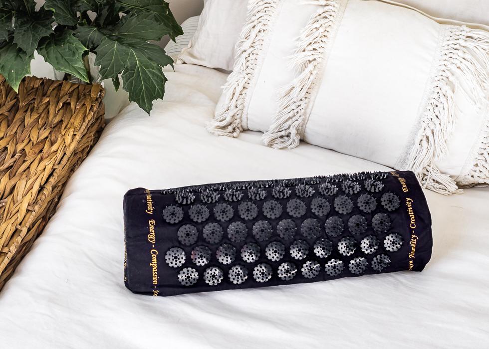 Shakti Acupressure Pillow Black